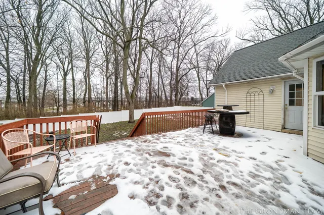 $415,000 | 975 Songbird Lane, Holland, MI 49423