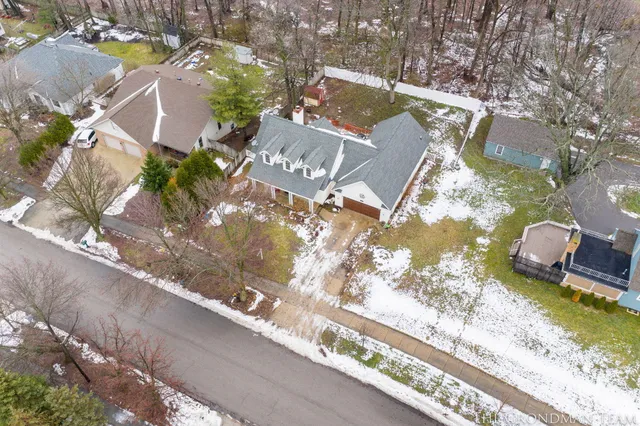 $415,000 | 975 Songbird Lane, Holland, MI 49423