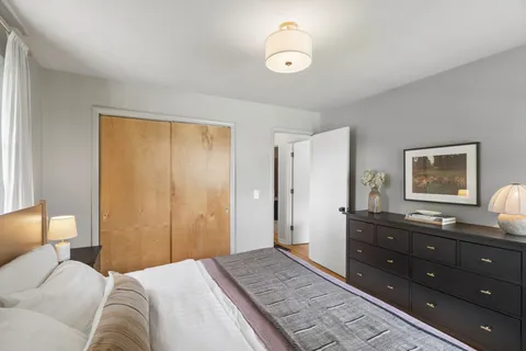 $525,000 | 154 Lake Park Drive, Nashville, TN 37211