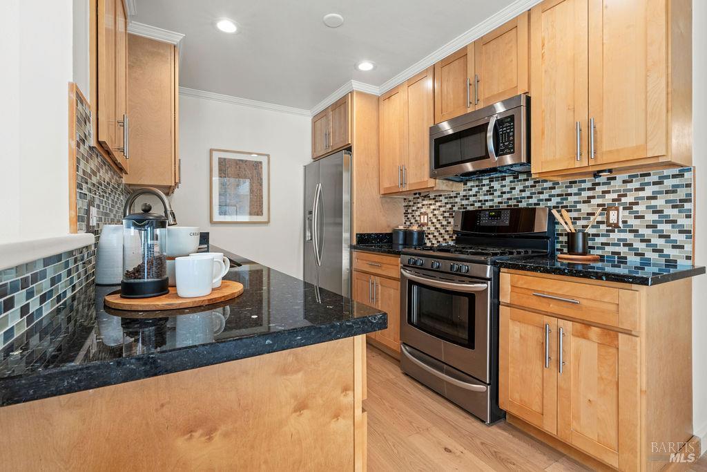 251 Flamingo Road Mill Valley, CA 94941 - Photo 18 of 62 Updated + Ready to Cook