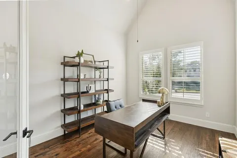 $959,900 | 204 Chisholm Trail, Highland Village, TX 75077