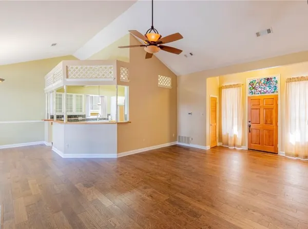 $2,350 | Undisclosed Address, Austin, TX 78729