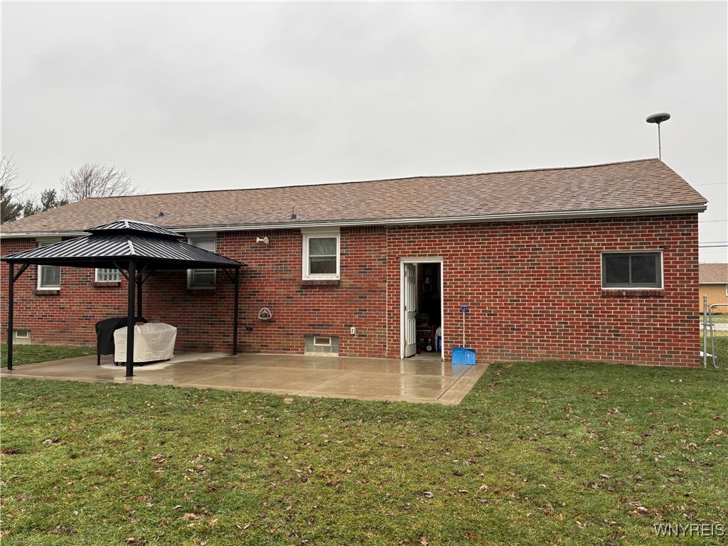 3789 Sowles Road Hamburg, NY 14075 - Photo 2 of 23