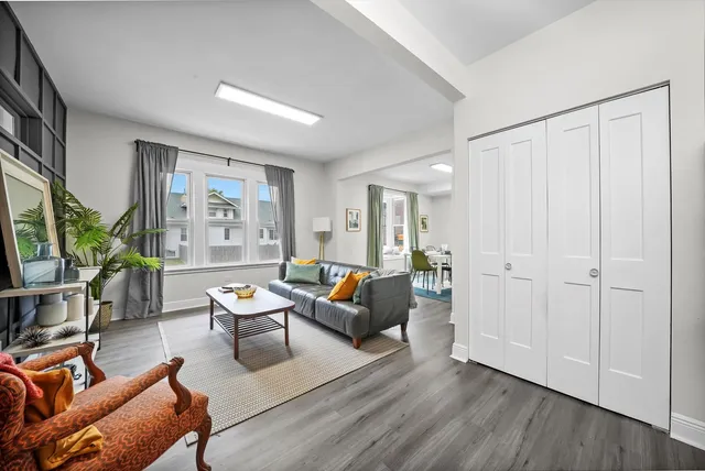 $359,900 | 601 South 6th Avenue, Maywood, IL 60153