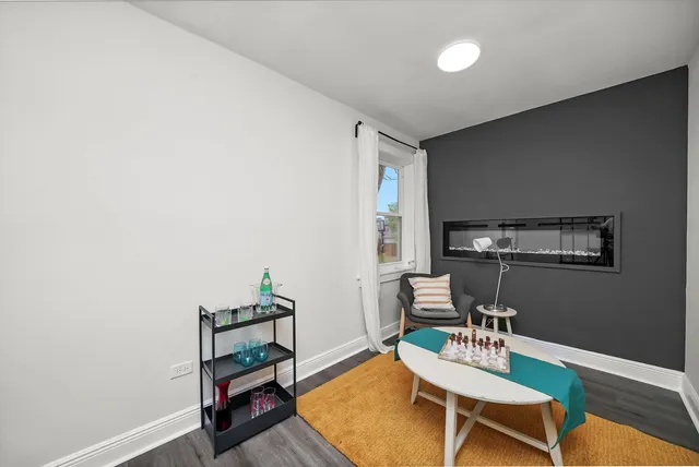 $359,900 | 601 South 6th Avenue, Maywood, IL 60153