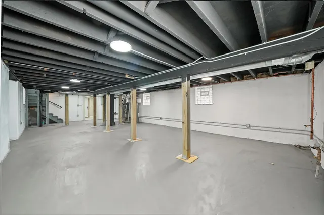 $359,900 | 601 South 6th Avenue, Maywood, IL 60153