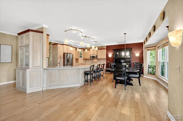 $599,000 | 164 Blue Water Drive, St. Peters, MO 63366