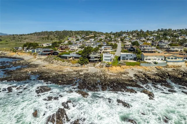 $3,875,000 | 2431 Sherwood Drive, Cambria, CA 93428
