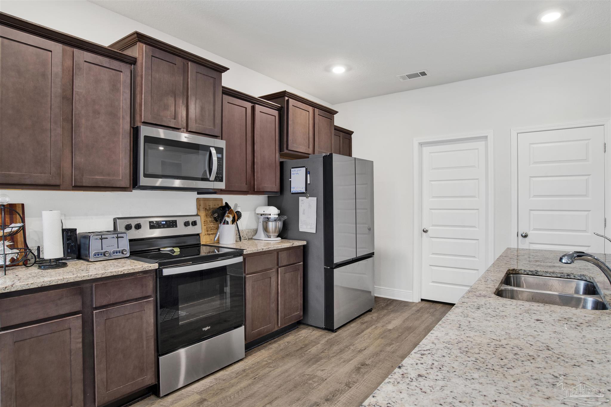 8079 Silver Maple Drive Milton, FL 32583 - Photo 12 of 32