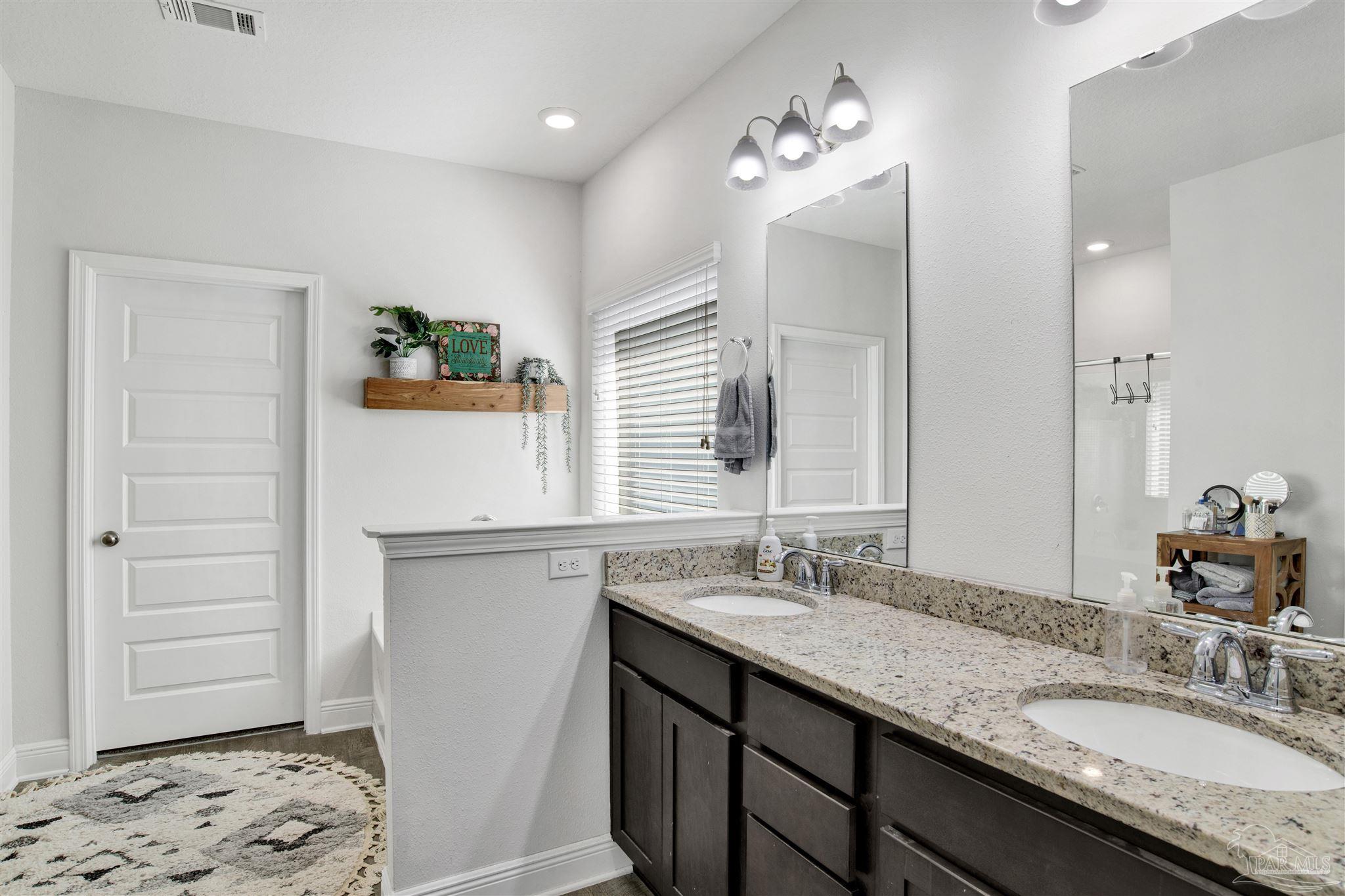 8079 Silver Maple Drive Milton, FL 32583 - Photo 16 of 32