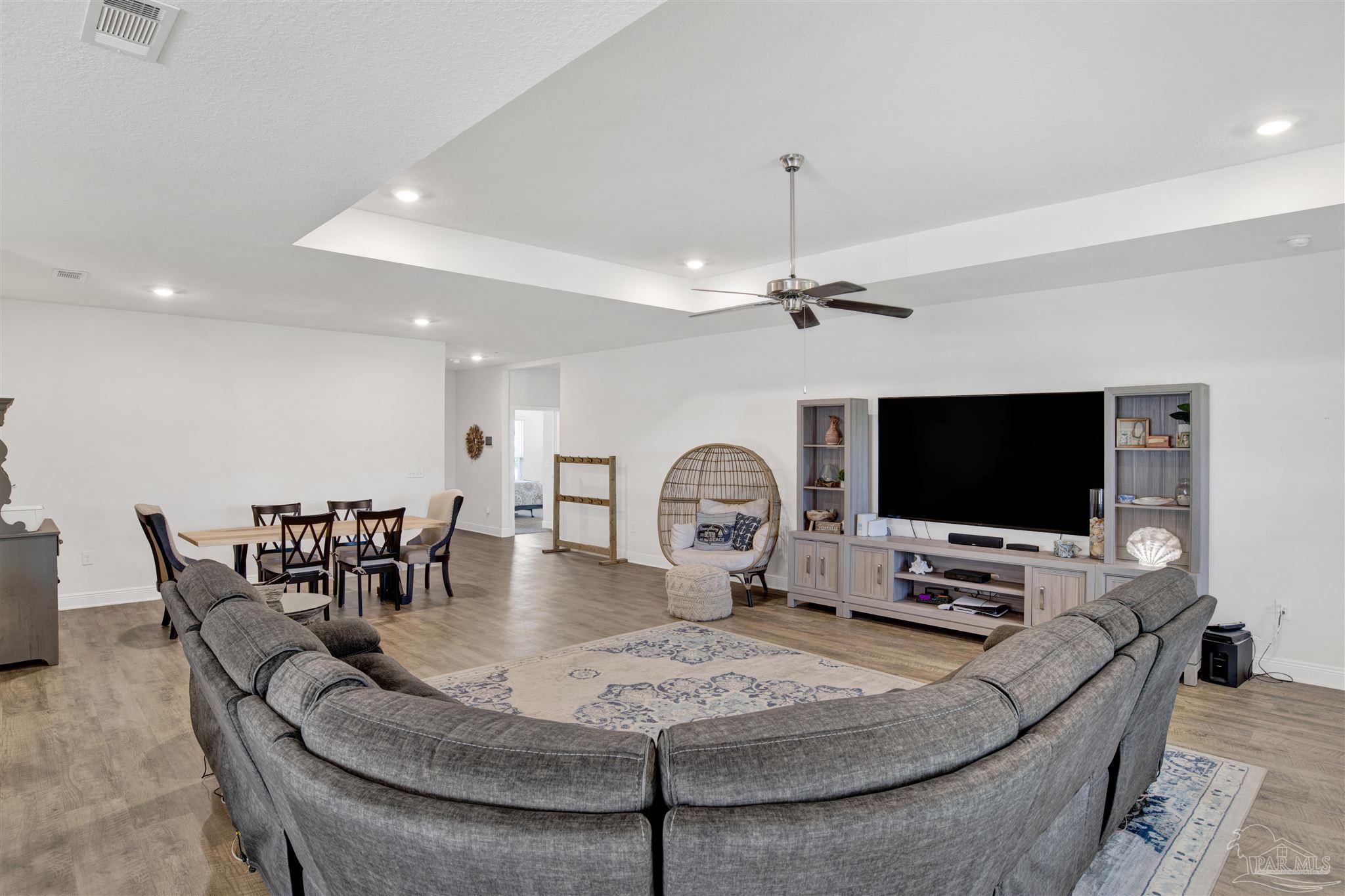 8079 Silver Maple Drive Milton, FL 32583 - Photo 4 of 32