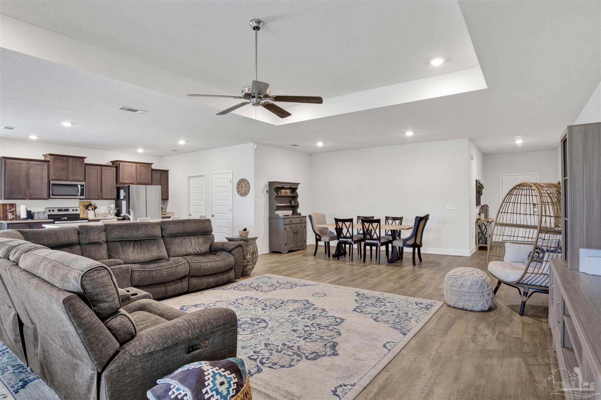 8079 Silver Maple Drive Milton, FL 32583 - Photo 5 of 32