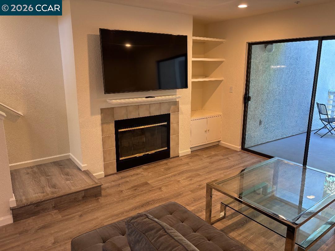 2590 Oak Road, Unit 250 Walnut Creek, CA 94597 - Photo 6 of 22