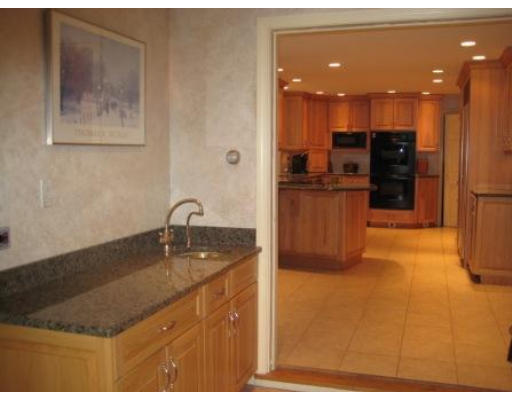5 Village Gate Road Canton, MA 02021 - Photo 5 of 29 Gallery Image 5