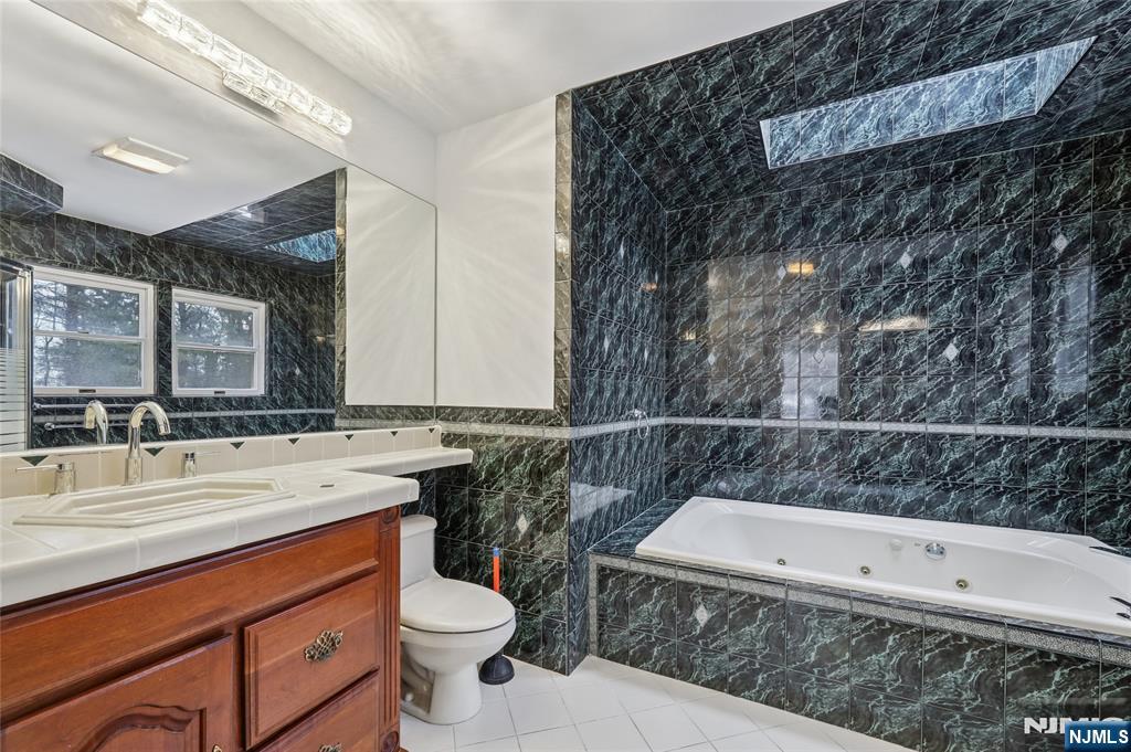 376 Stanhope Sparta Road Sparta, NJ 07871 - Photo 19 of 39