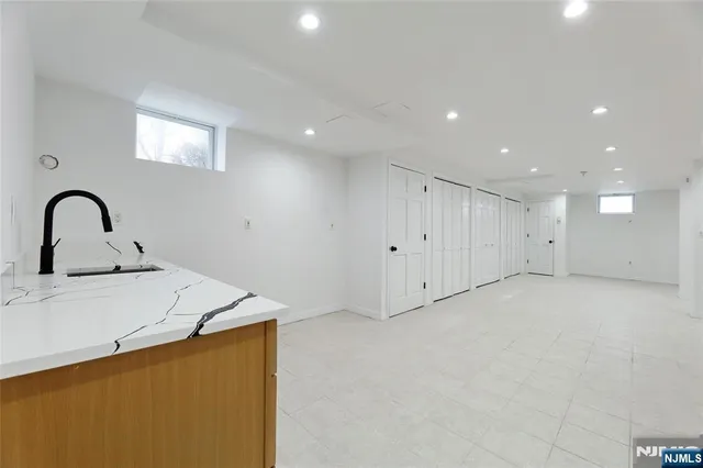 $725,000 | 376 Stanhope Sparta Road, Sparta, NJ 07871