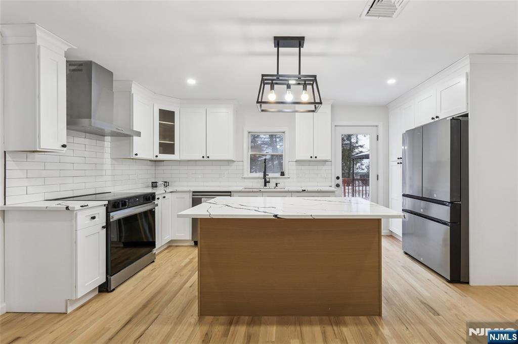 376 Stanhope Sparta Road Sparta, NJ 07871 - Photo 5 of 39