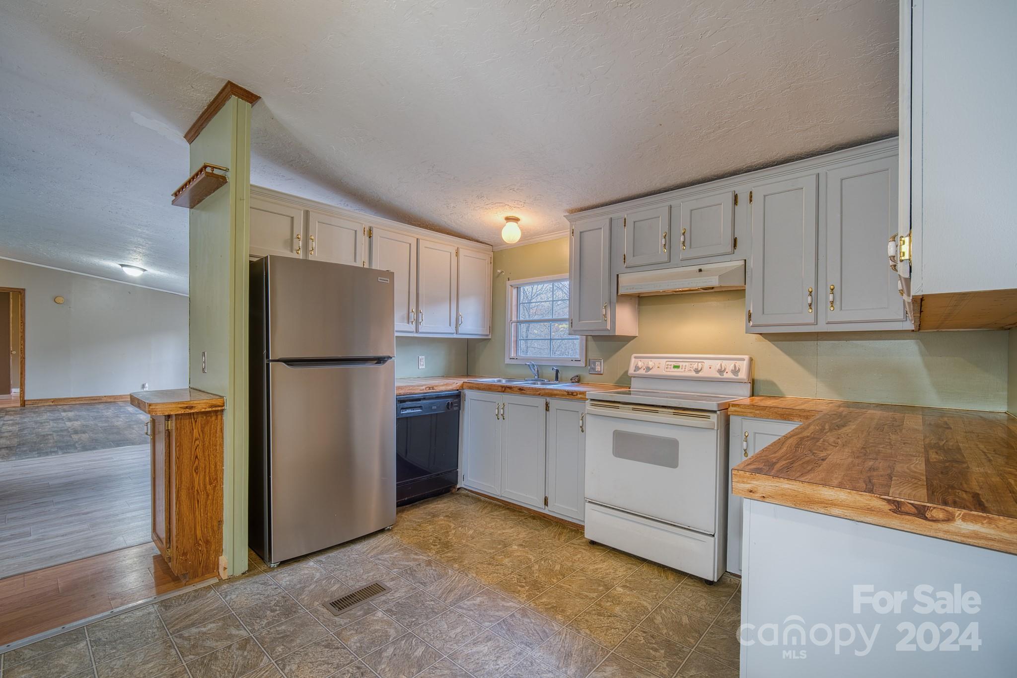 80 Viola Lane Balsam Grove, NC 28708 - Photo 15 of 48 Gallery Image 15