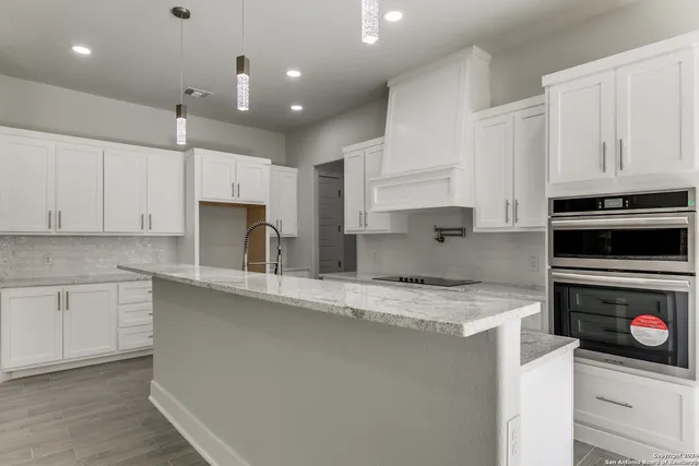 $510,000 | 70 Nine Patch Drive, Poteet, TX 78065