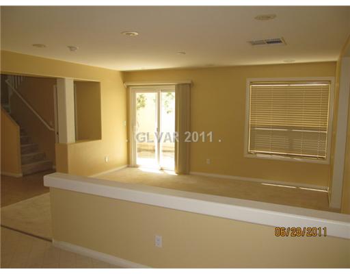 7260 Vinca Road Las Vegas, NV 89113 - Photo 3 of 22 Living Room.
