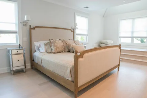 74 Post Lane, Southampton, NY 11968