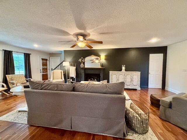 1370 Old Highway 27 Rock Spring, GA 30739 - Photo 4 of 17 IMG_2320