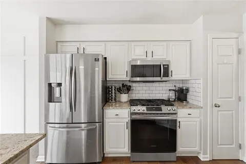 $455,000 | 1007 Fieldstone Drive, Canonsburg, PA 15317