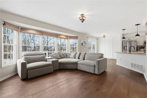 $455,000 | 1007 Fieldstone Drive, Canonsburg, PA 15317