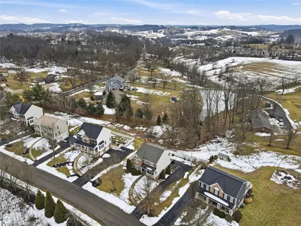 $455,000 | 1007 Fieldstone Drive, Canonsburg, PA 15317