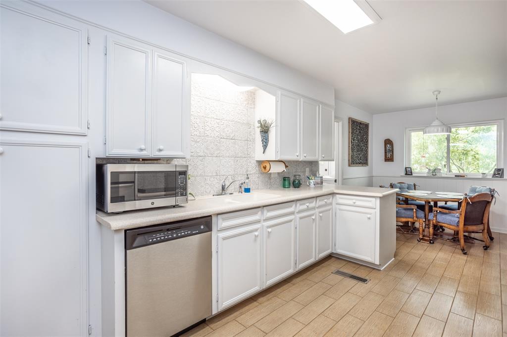 1904 Tulane Street Gainesville, TX 76240 - Photo 11 of 40 Kitchen