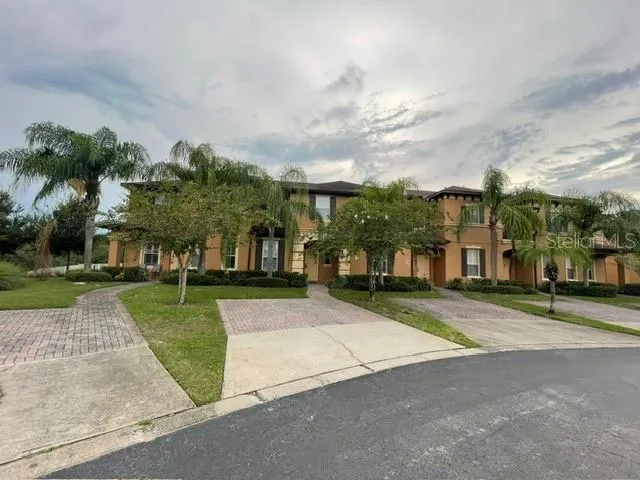 $175,500 | 3438 Calabria Avenue, Unit 3438, Davenport, FL 33897