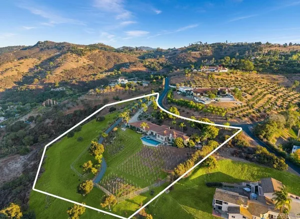 $2,240,000 | 30330 VÃa Maria Elena, Bonsall, CA 92003