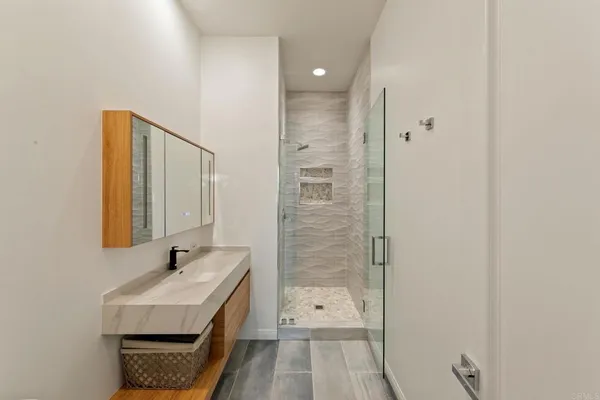$2,240,000 | 30330 VÃa Maria Elena, Bonsall, CA 92003