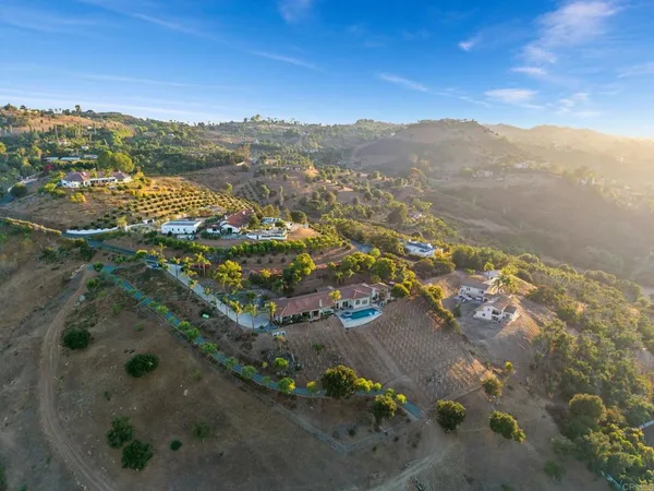 $2,240,000 | 30330 VÃa Maria Elena, Bonsall, CA 92003