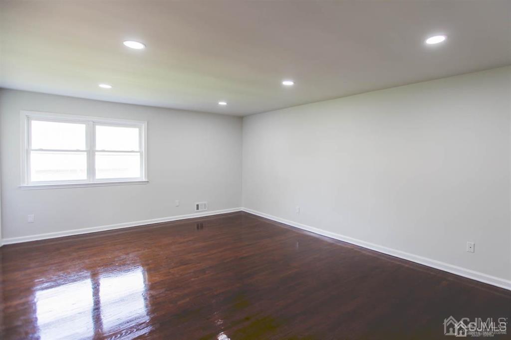 3701 Hana Road Edison, NJ 08817 - Photo 10 of 18