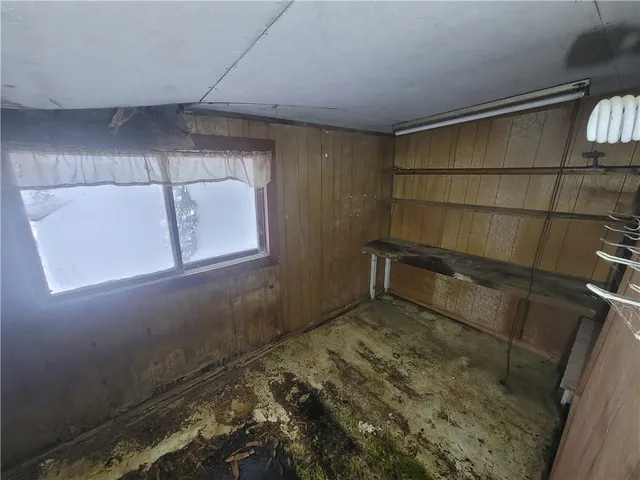 a view of empty room