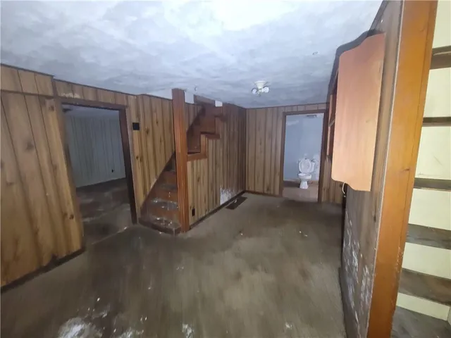 a view of a storage & utility room