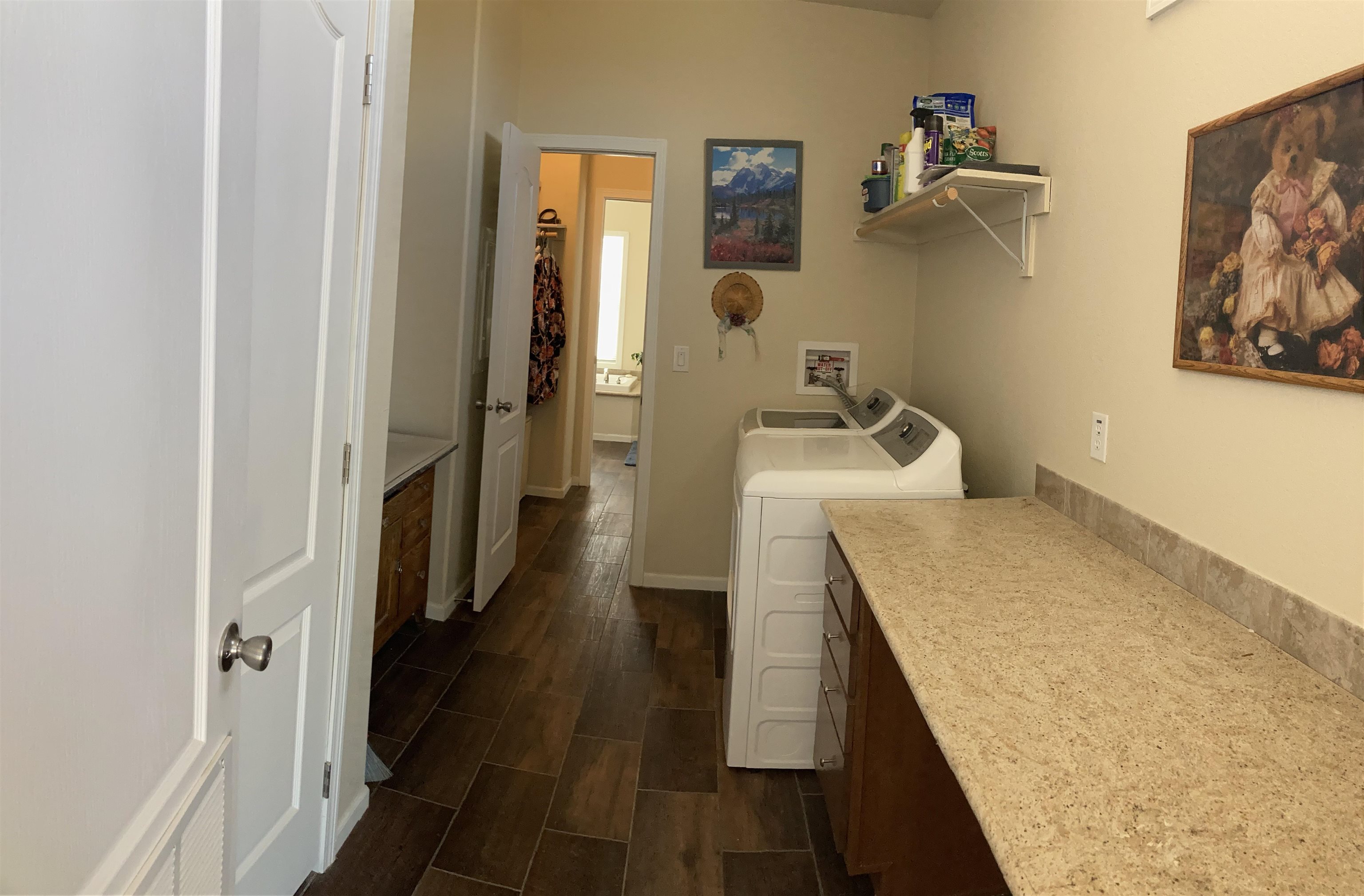 2413 1300th Road Delta, CO 81416 - Photo 23 of 35 a bathroom with a sink and mirror