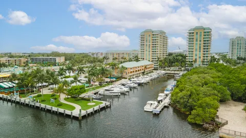 $929,000 | 643 Casa Loma Boulevard, Boynton Beach, FL 33435