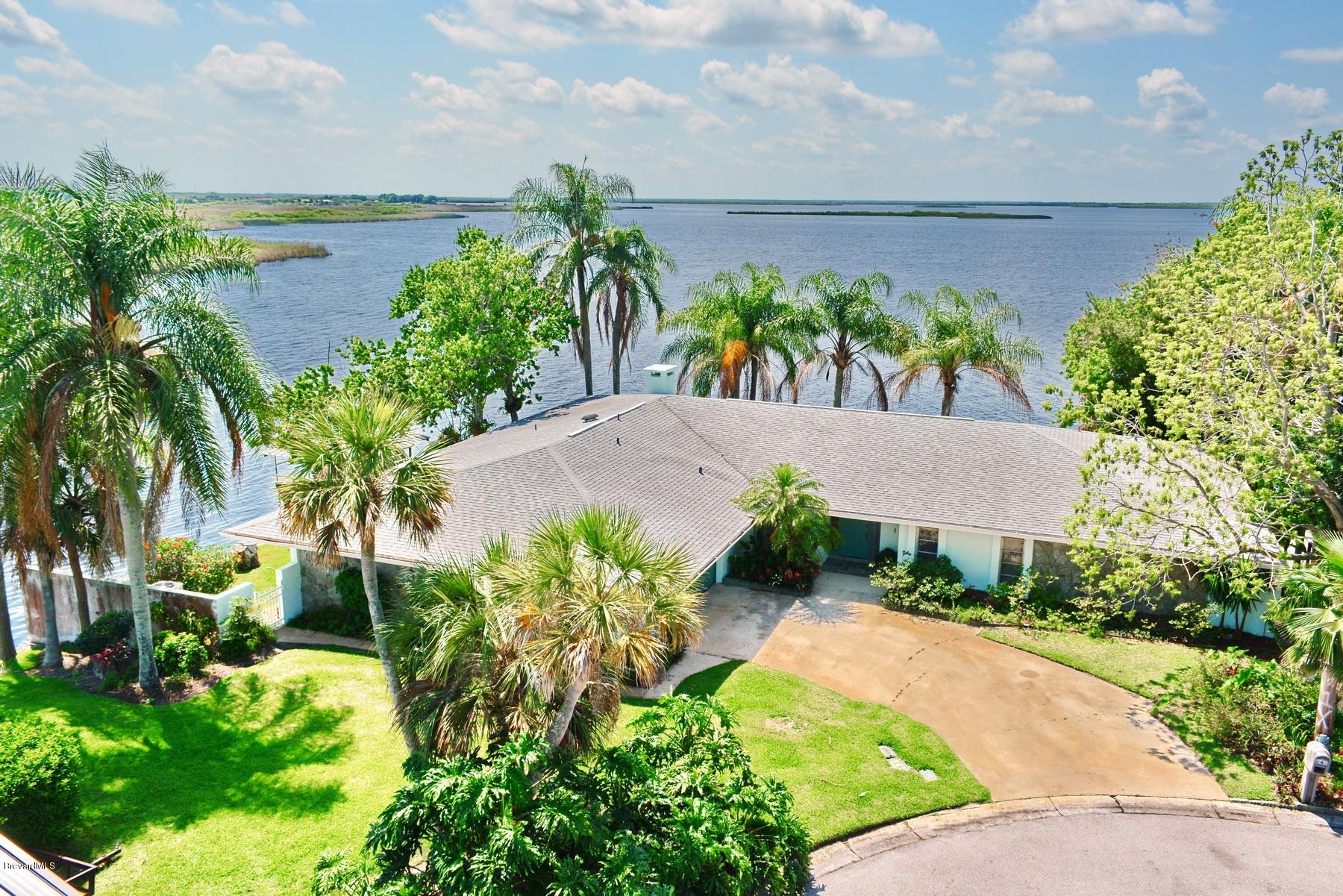 846 Egret Road Cocoa, FL 32926 - Photo 4 of 33 Front Elevated (1)