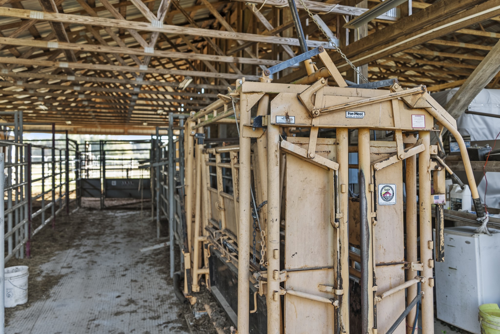 555 Williams Road Clarksville, TN 37043 - Photo 10 of 52 a view of a storage room