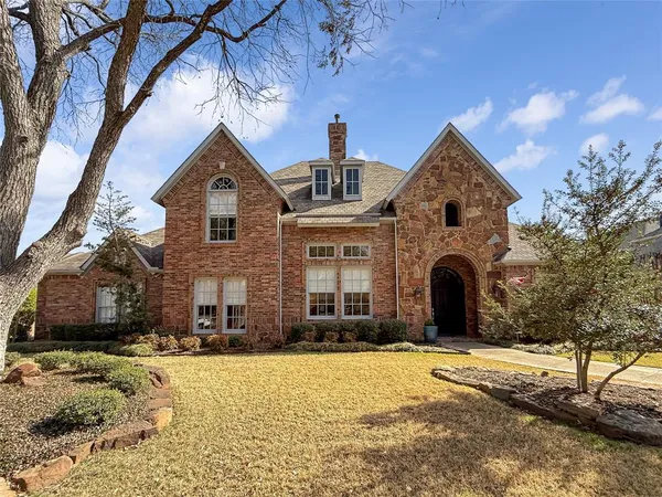 $779,997 | 4206 Pinecreek Drive, Rowlett, TX 75088