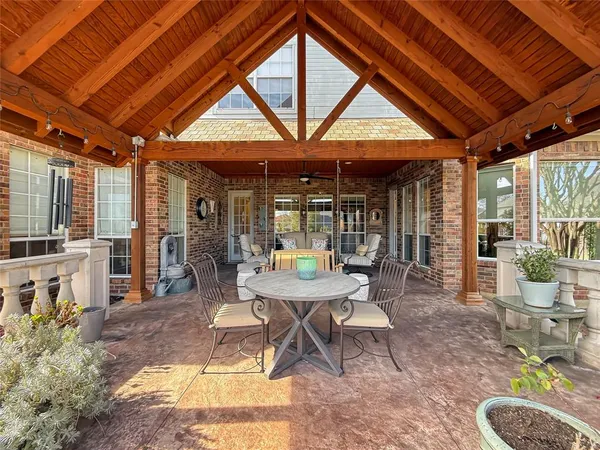 $779,997 | 4206 Pinecreek Drive, Rowlett, TX 75088