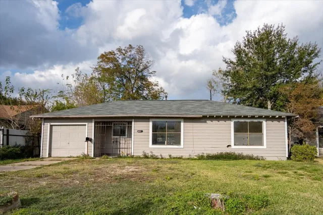 a backyard of a house