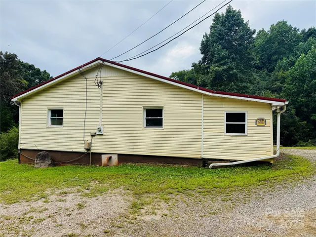 $295,000 | 126 Penguin Lane, Statesville, NC 28625