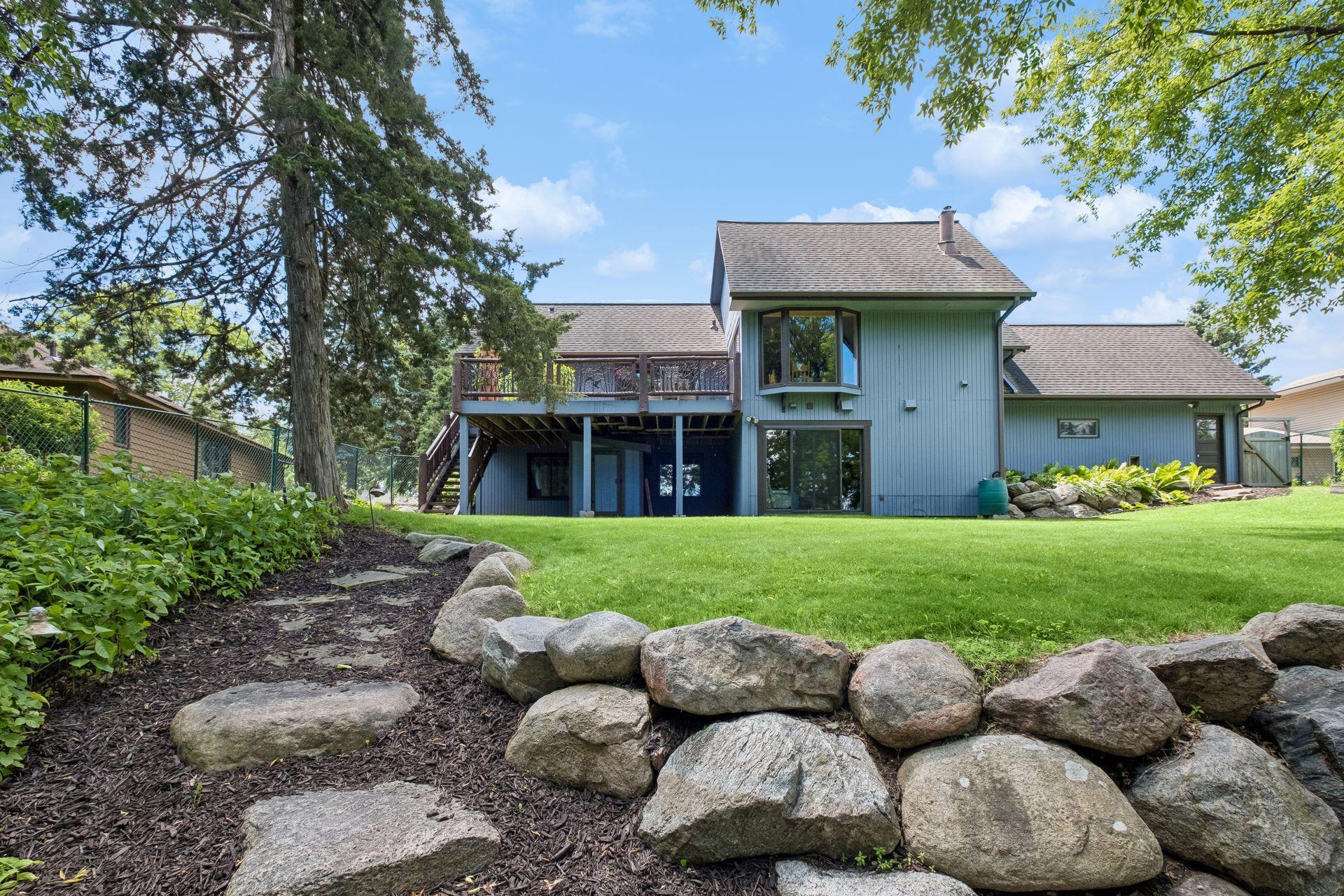 7966 Island Road Eden Prairie, MN 55347 - Photo 9 of 18