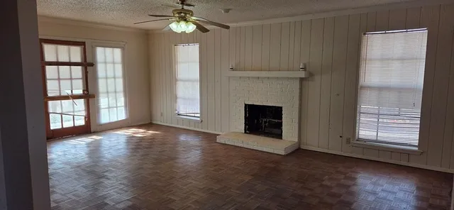 $315,000 | 128 Estate W Road, Sherman, TX 75092