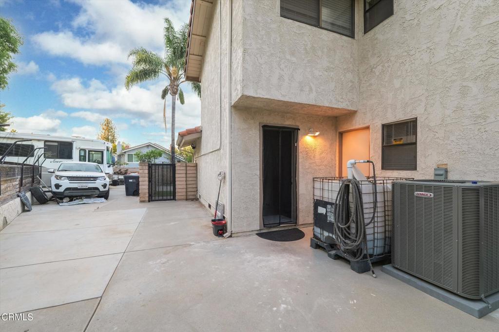 652 Stonebrook Street Simi Valley, CA 93065 - Photo 56 of 69 67-652 Stonebrook Street-67 - Copy