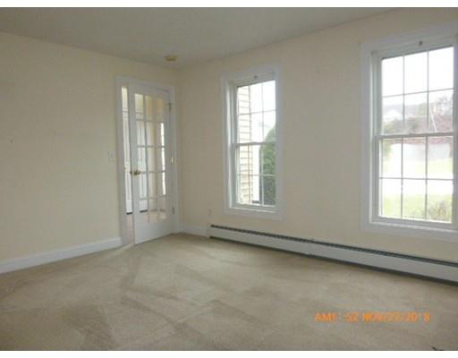 51 Vista Circle Rutland, MA 01543 - Photo 8 of 25 Gallery Image 8