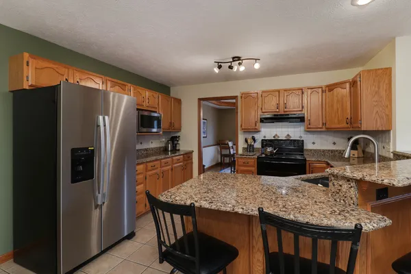 $399,900 | 3114 Providence Drive, Bloomington, IL 61704